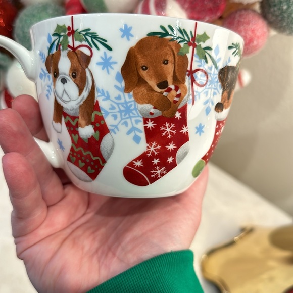 Portobello By Design Christmas puppies mug - Picture 8 of 9